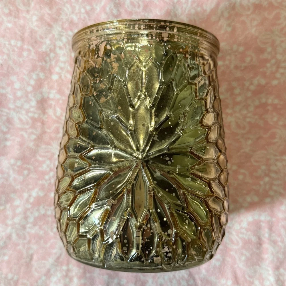 N/A textured gold
